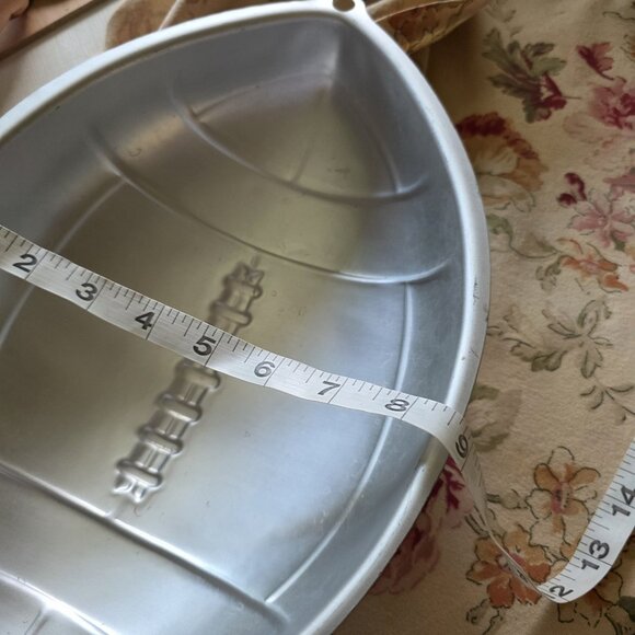 1990 Wilton First And Ten Football Cake Pan 2105-6504 - Picture 6 of 6